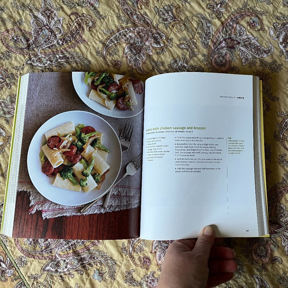 Real Simple - Dinner Tonight: Done! Cookbook - Picture 4 of 8